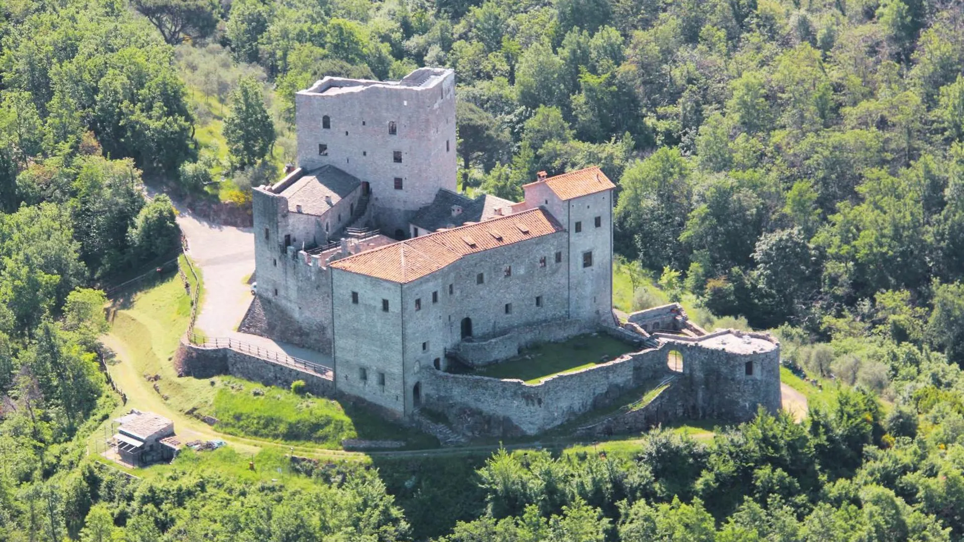 Tenuta Castel Dell'Aquila Gragnola